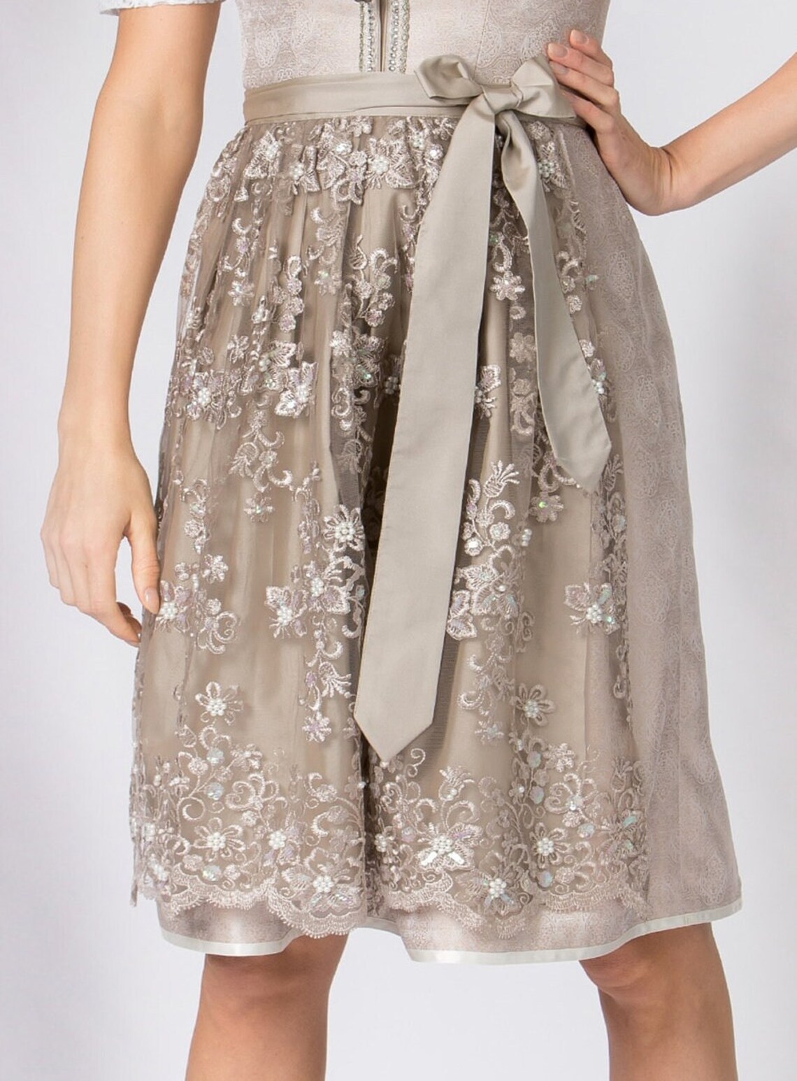 il1140xn52054472781uo0